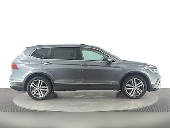 Used Volkswagen Tiguan Allspace 2022 for sale - 79212458: Photo