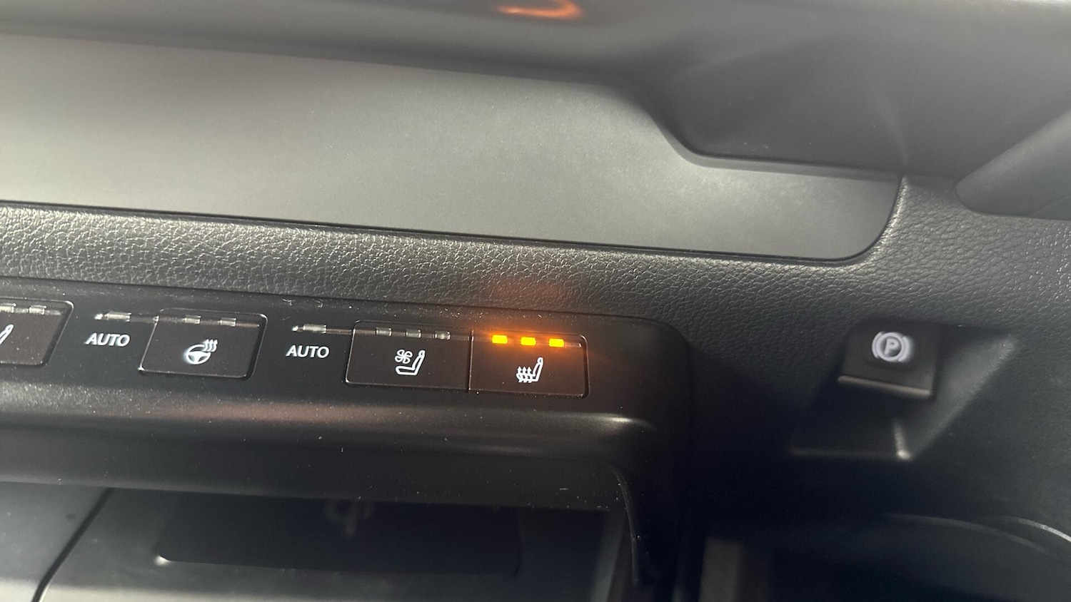 Used Lexus UX 2023 for sale - 77585783: Photo 30