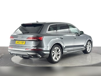 Used Audi Q7 2023 for sale - 79268120: Photo
