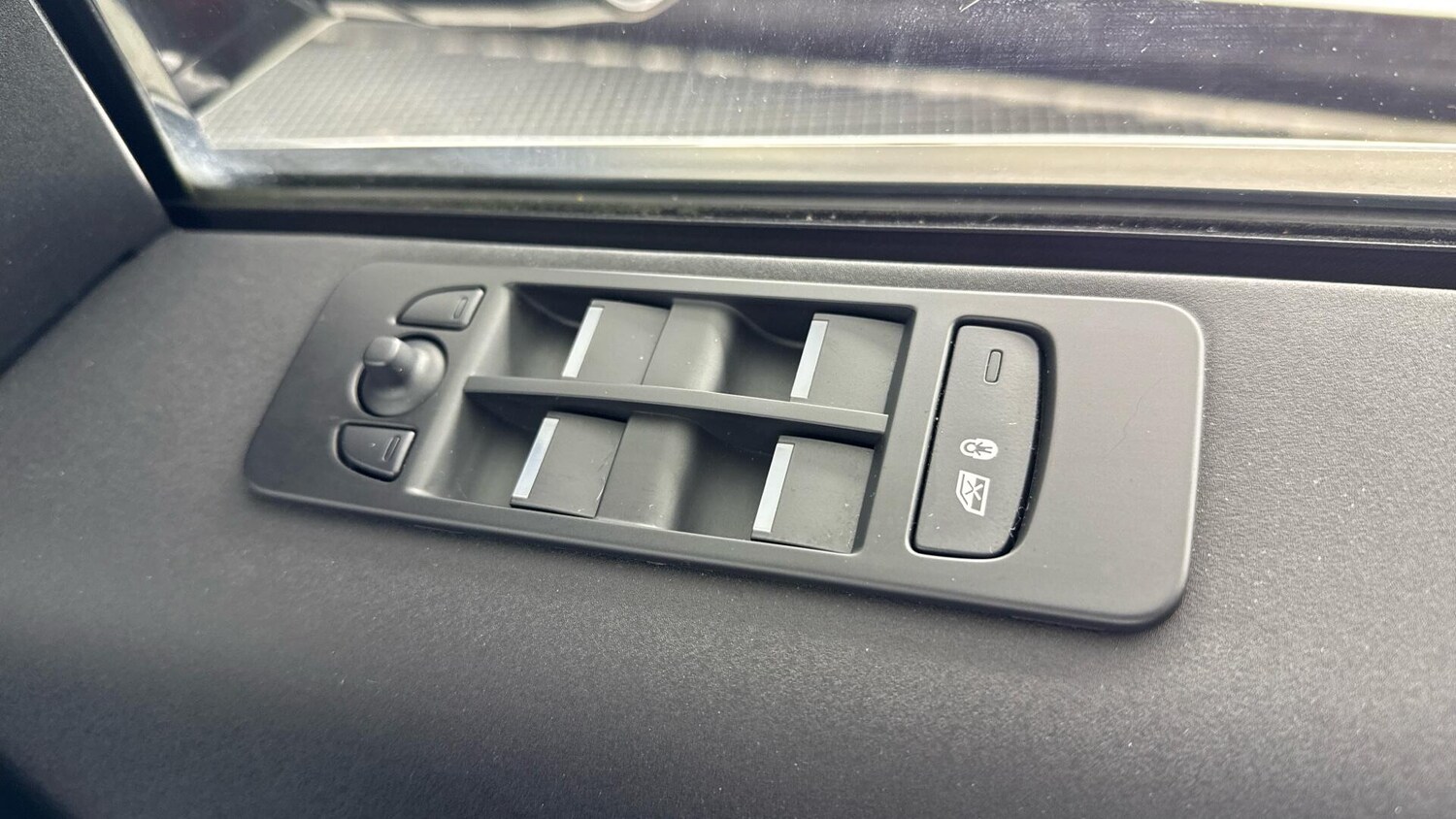 Used Land Rover Discovery Sport 2022 for sale - 78007700: Photo 23