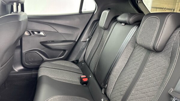 Used Peugeot 2008 2023 for sale - 76040353: Photo 49
