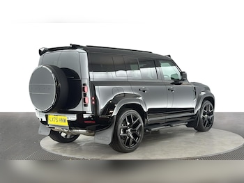 Used Land Rover Defender 2025 for sale - 79012321: Photo