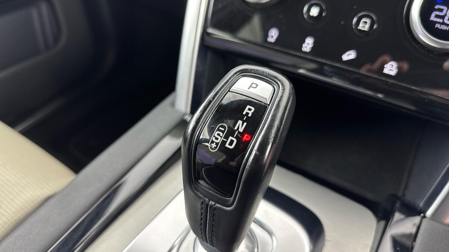 Used Land Rover Discovery Sport for sale - 78072384: Photo 23