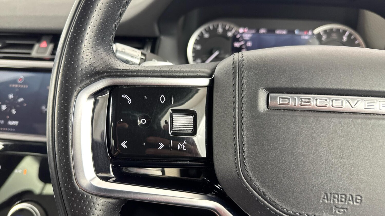 Used Land Rover Discovery Sport for sale - 78072384: Photo 26