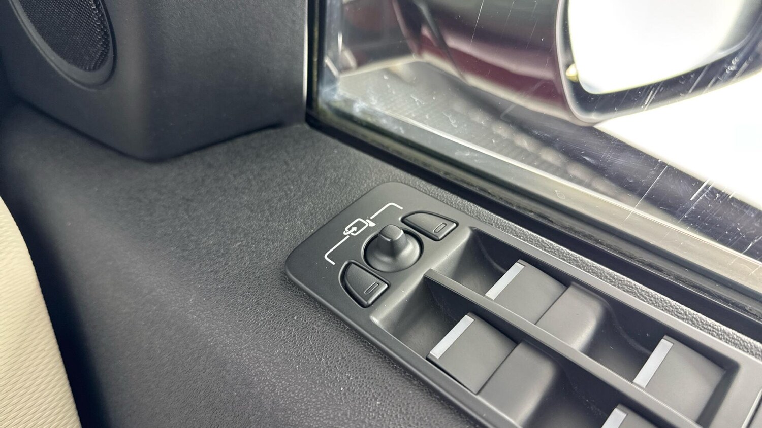 Used Land Rover Discovery Sport for sale - 78072384: Photo 37