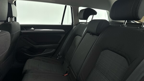 Used Volkswagen Passat 2021 for sale - 75690736: Photo 14