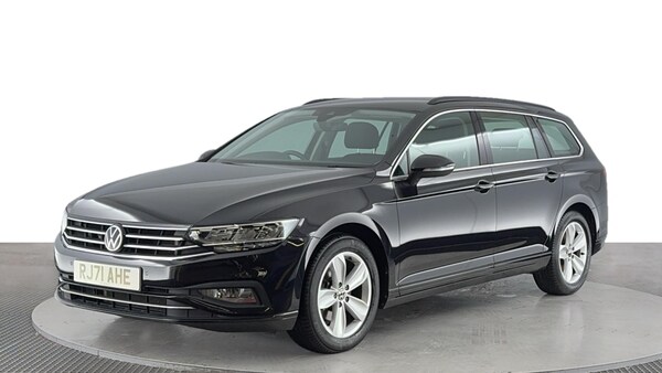 Used Volkswagen Passat 2021 for sale - 75690736: Photo 1