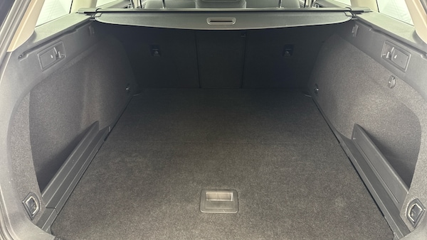Used Volkswagen Passat 2021 for sale - 75690736: Photo 50