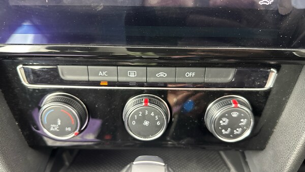 Used Volkswagen Passat 2021 for sale - 75690736: Photo 53