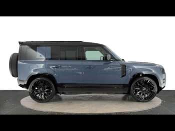 Used Land Rover Defender 110 2023 for sale - 74796397: Photo