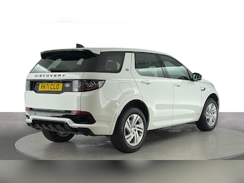 Used Land Rover Discovery Sport 2021 for sale - 75470017: Photo