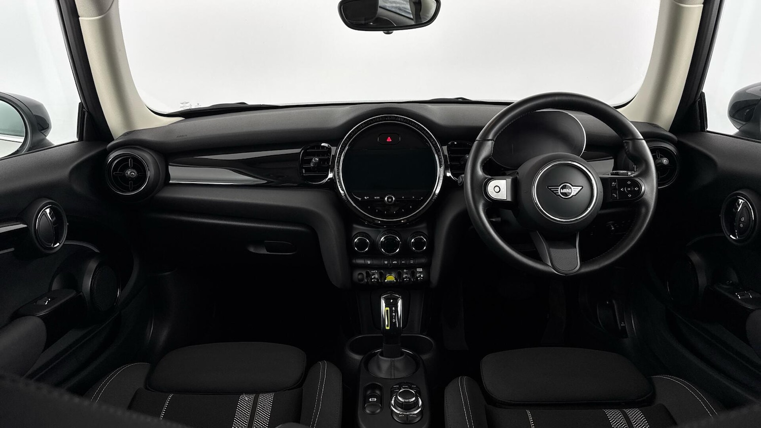 Used MINI Hatch 2022 for sale - 77957510: Photo 11