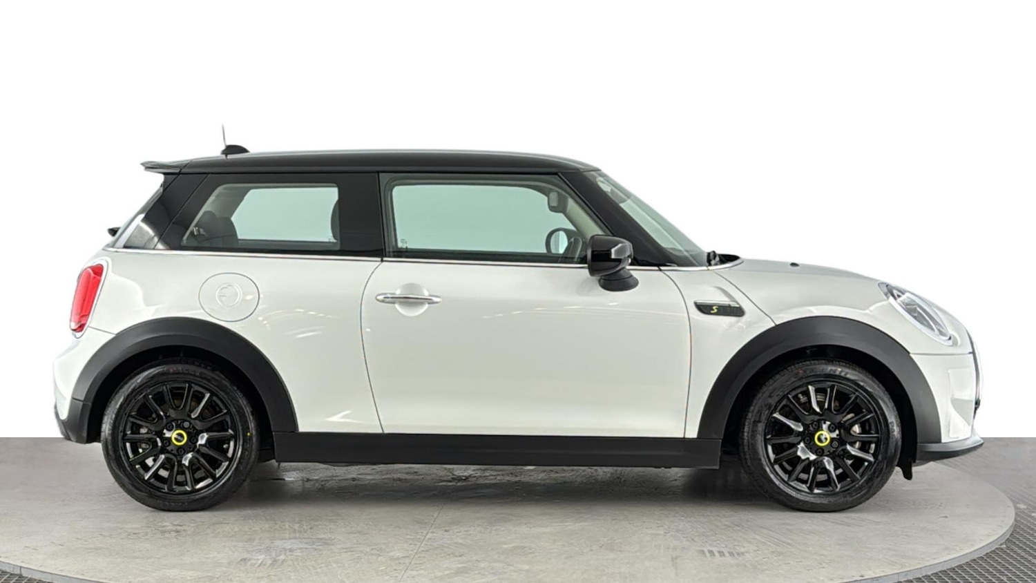 Used MINI Hatch 2022 for sale - 77957510: Photo 3