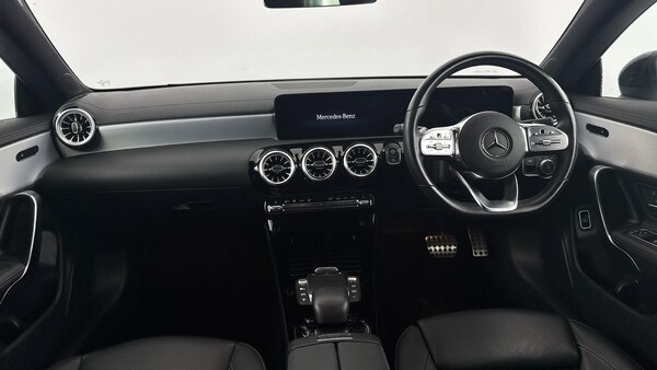 Used Mercedes-Benz CLA 2023 for sale - 76252521: Photo 11