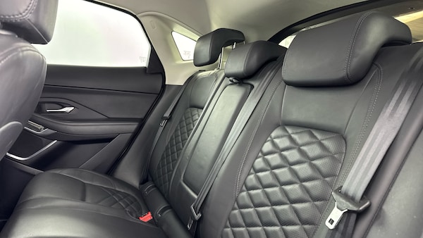 Used Jaguar E-Pace 2019 for sale - 76220566: Photo 14