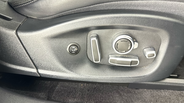 Used Jaguar E-Pace 2019 for sale - 76220566: Photo 25