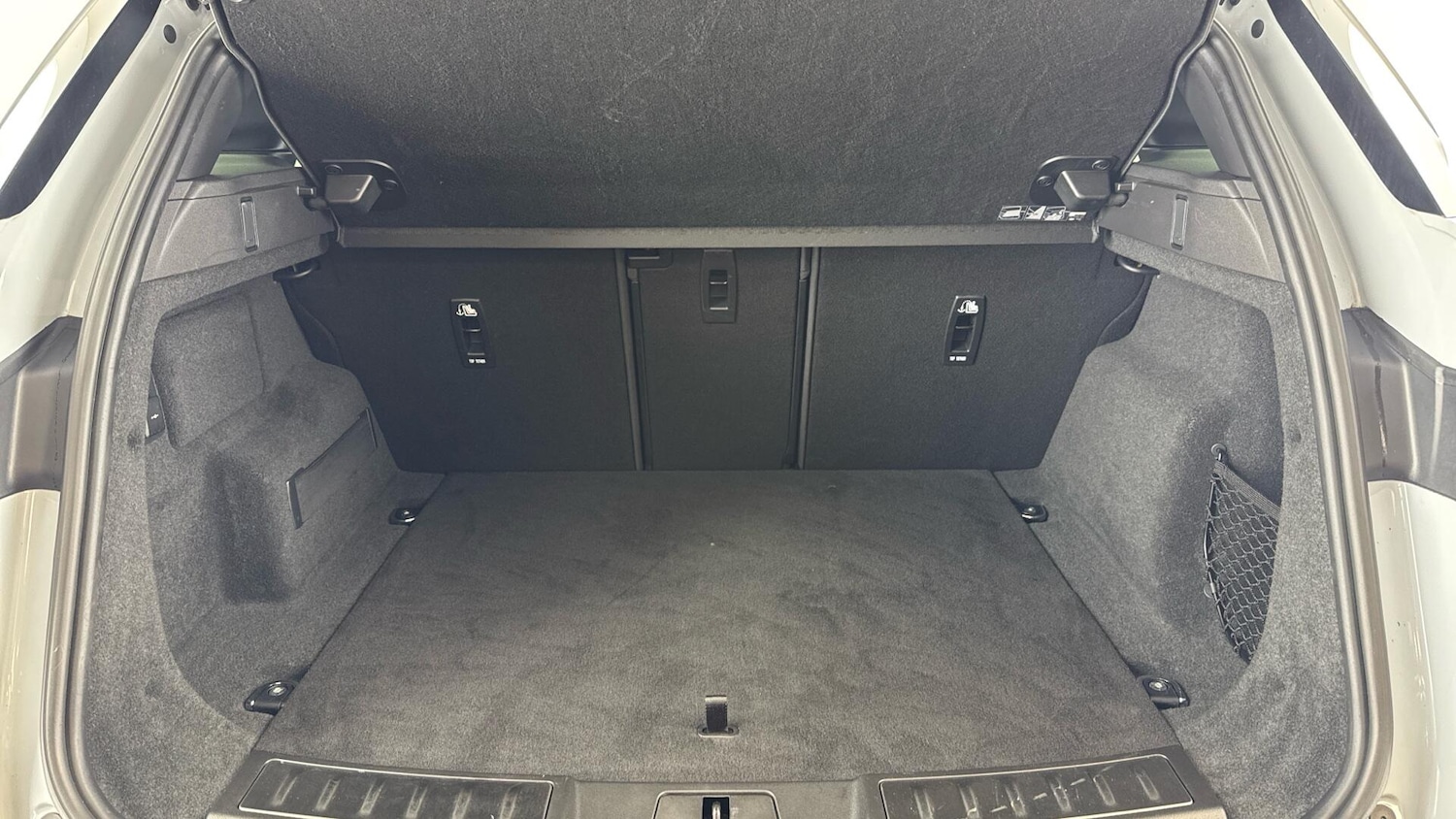 Used Land Rover Range Rover Evoque 2024 for sale - 78157919: Photo 15