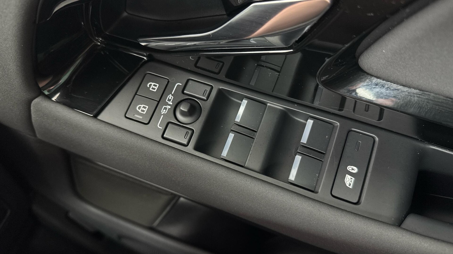 Used Land Rover Range Rover Evoque 2024 for sale - 78157919: Photo 28