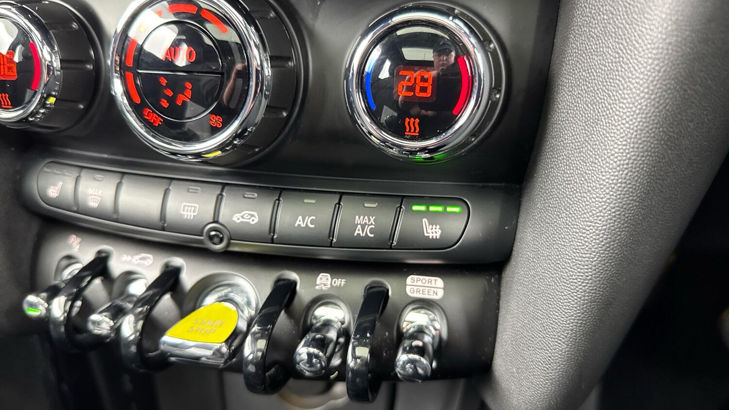 Used MINI Electric Hatch 2022 for sale - 77358970: Photo 29