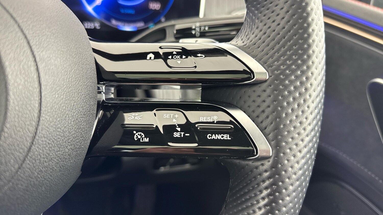 Used Mercedes-Benz EQA 2023 for sale - 77455418: Photo 30