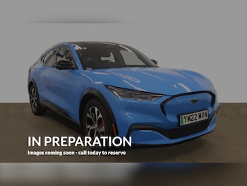 2022 - Base 5-Door