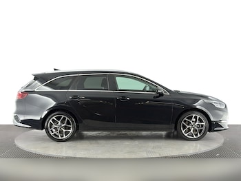 Used Kia Ceed 2023 for sale - 78429314: Photo