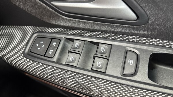 Used Dacia Sandero Stepway 2023 for sale - 75705247: Photo 24