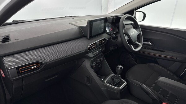 Used Dacia Sandero Stepway 2023 for sale - 75705247: Photo 44