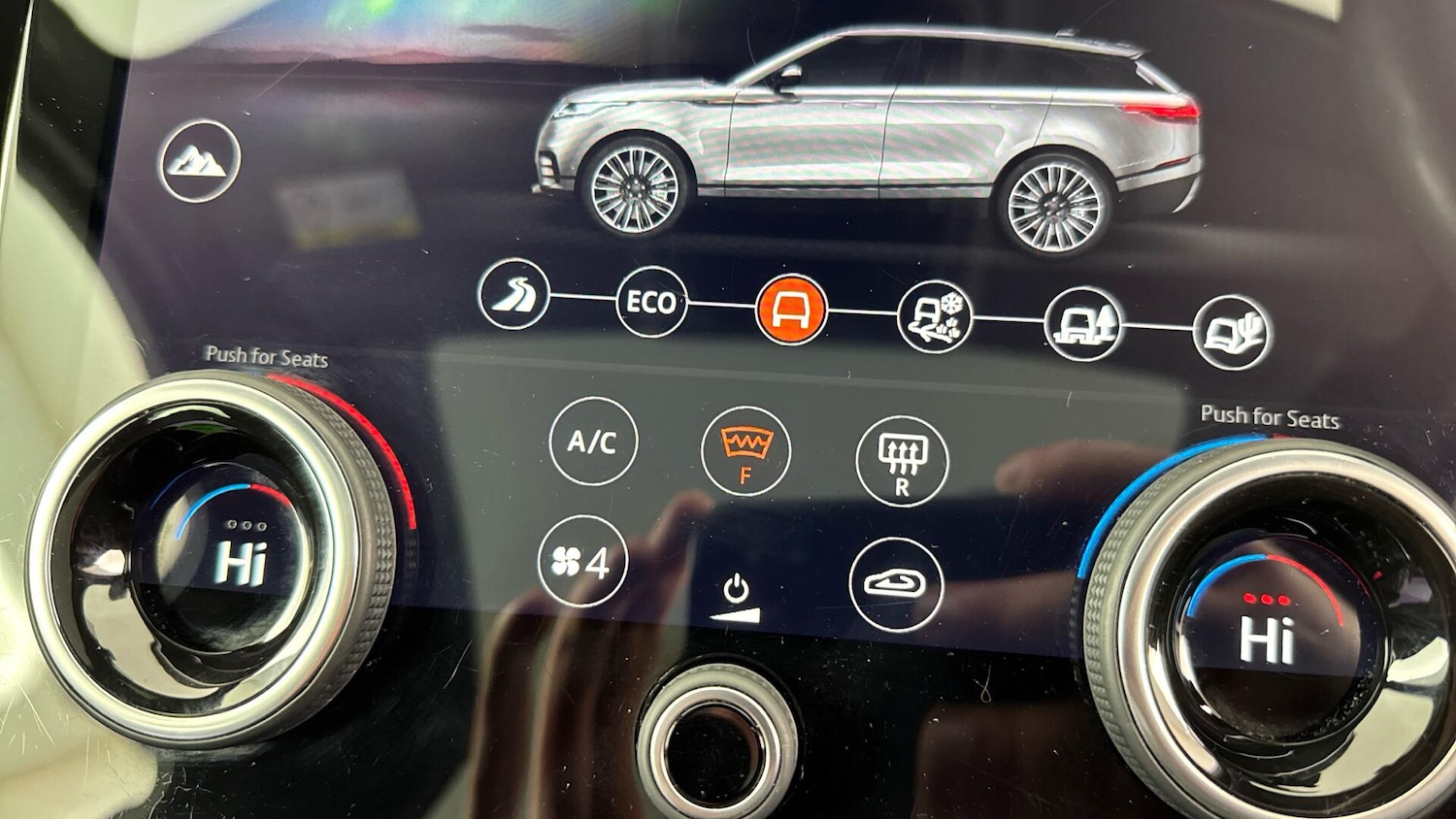 Used Land Rover Range Rover Velar 2020 for sale - 78073142: Photo 35