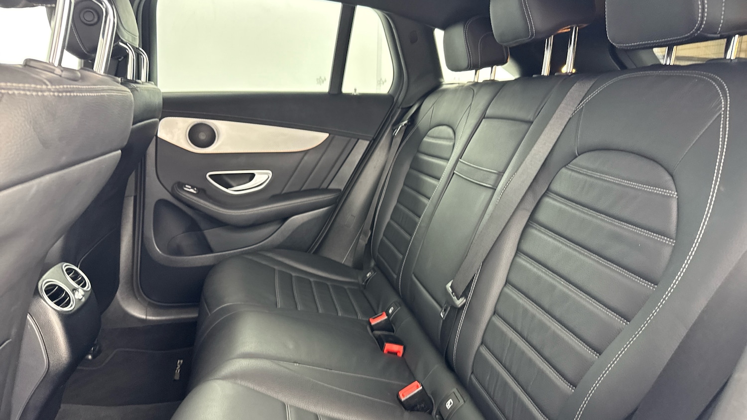 Used Mercedes-Benz EQC 2020 for sale - 76102660: Photo 49