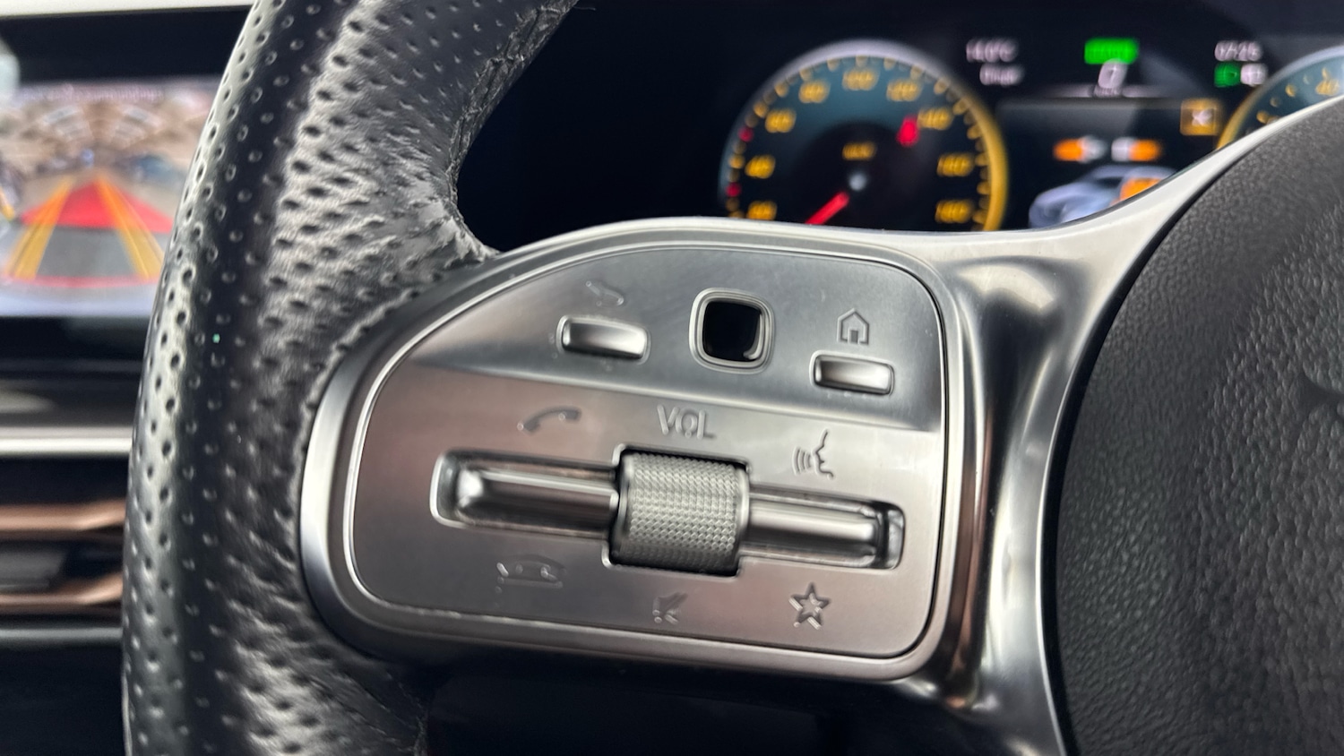 Used Mercedes-Benz EQC 2020 for sale - 76102660: Photo 55