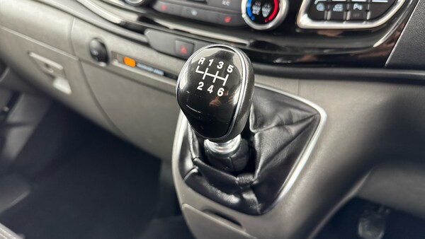 Used Ford Transit Custom 2022 for sale - 75638427: Photo 51