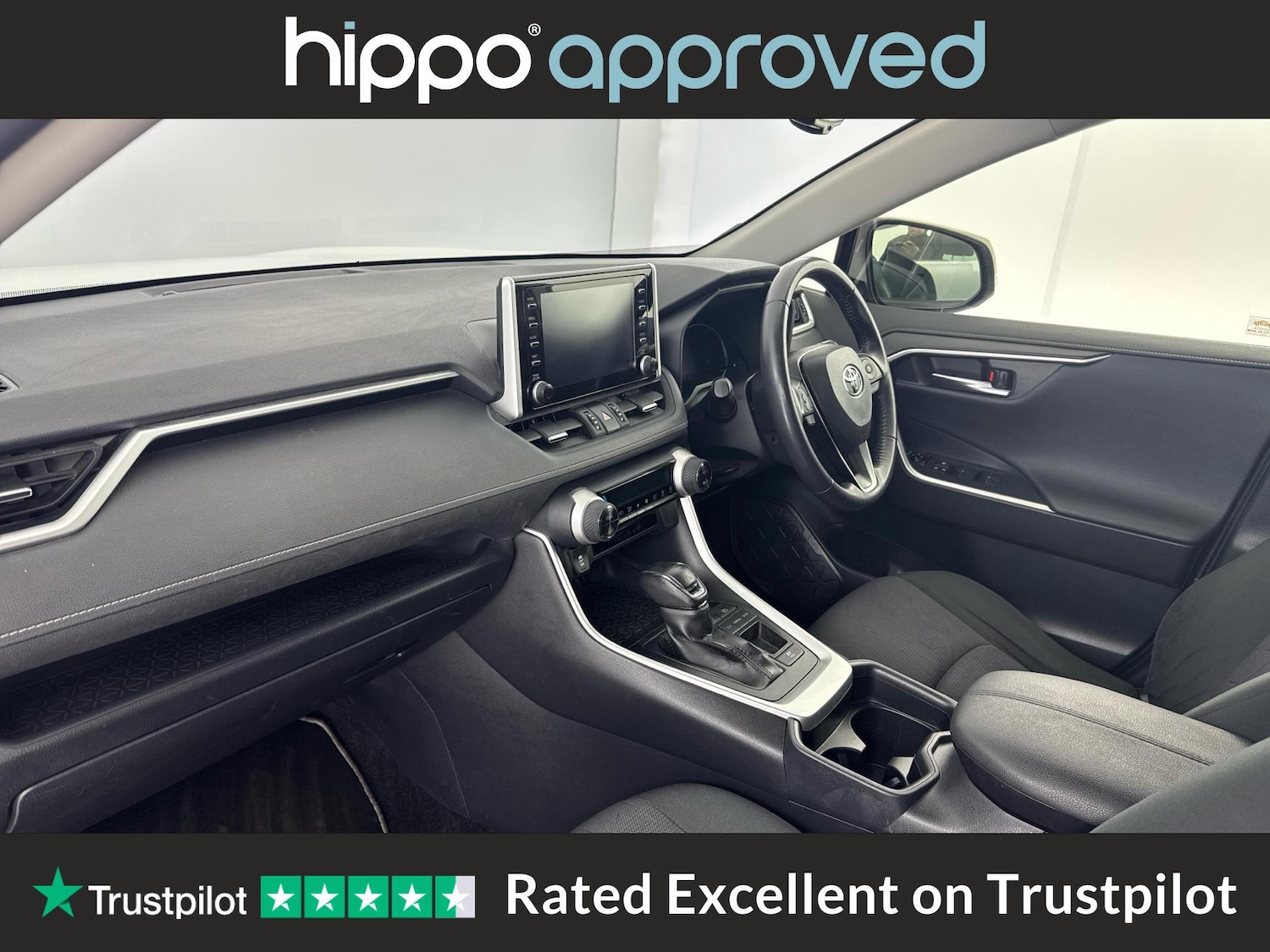 Used Toyota RAV4 2020 for sale - 76657307: Photo 9