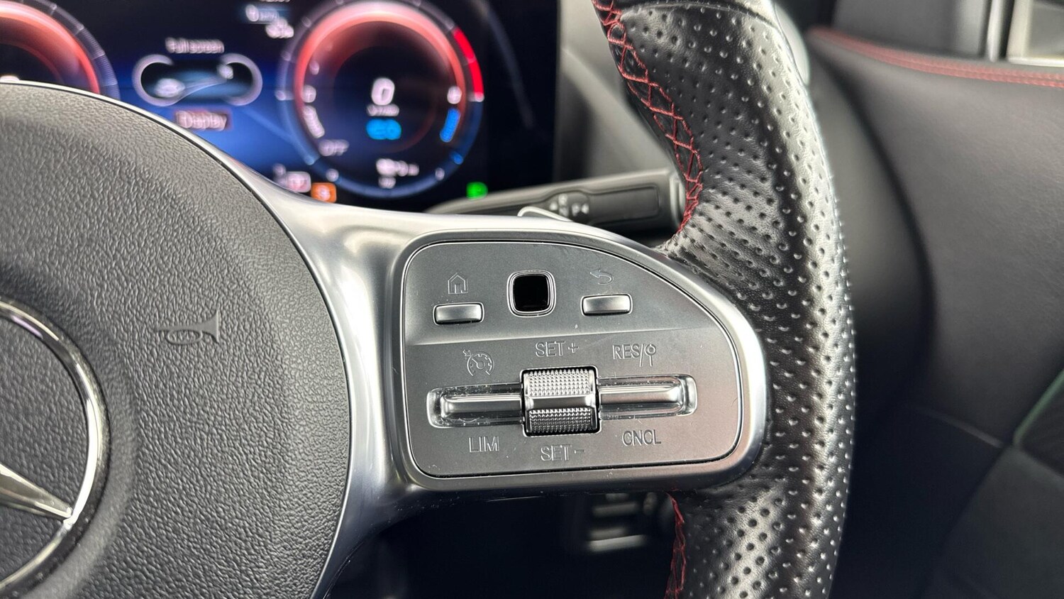 Used Mercedes-Benz GLA 2023 for sale - 78072147: Photo 24