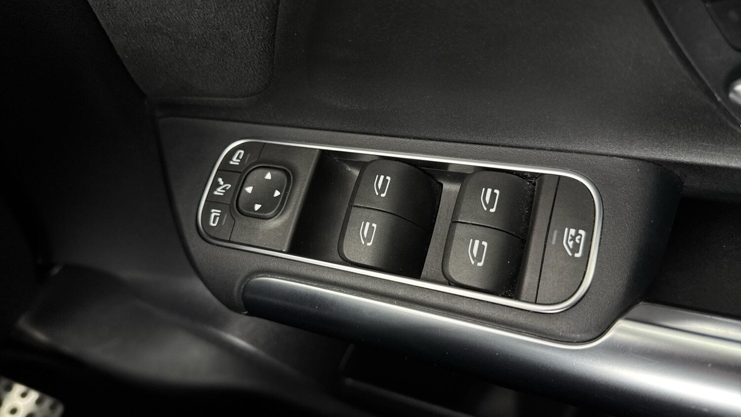 Used Mercedes-Benz GLA 2023 for sale - 78072147: Photo 25