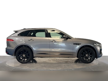 Used Jaguar F-Pace 2020 for sale - 76181242: Photo