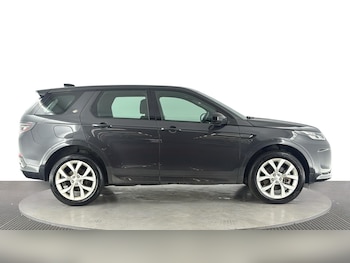 Used Land Rover Discovery Sport 2022 for sale - 79268509: Photo