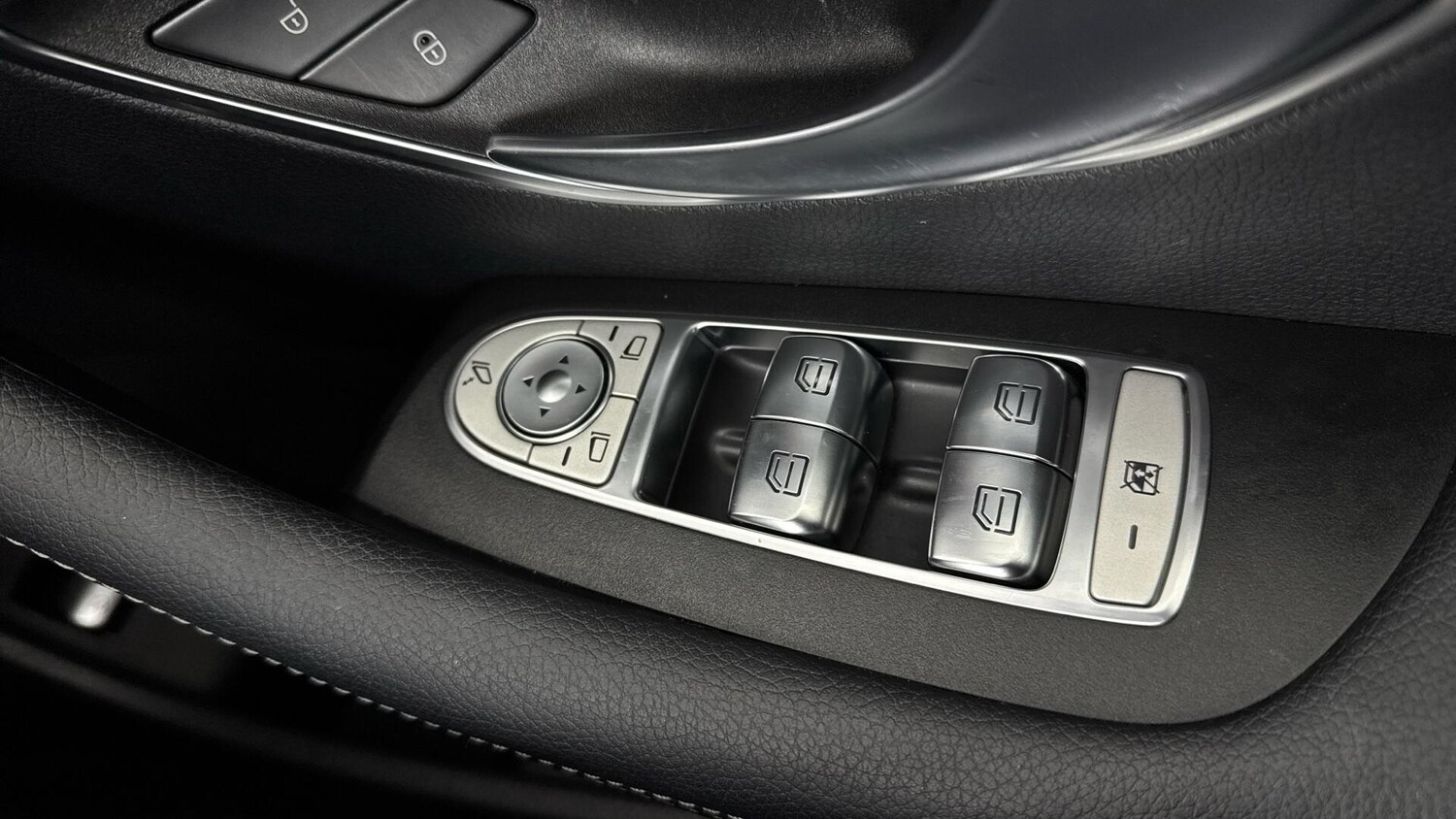 Used Mercedes-Benz E Class 2021 for sale - 78101383: Photo 35