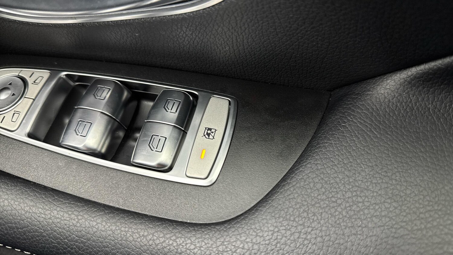 Used Mercedes-Benz E Class 2021 for sale - 78101383: Photo 42