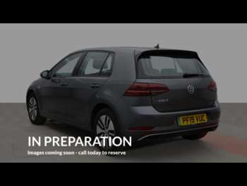 Used Volkswagen Golf 2019 for sale - 75133509: Photo