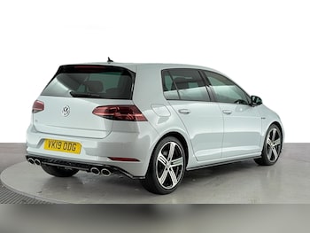 Used Volkswagen Golf 2019 for sale - 75497368: Photo