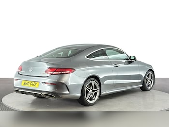 Used Mercedes-Benz C Class 2019 for sale - 77993862: Photo