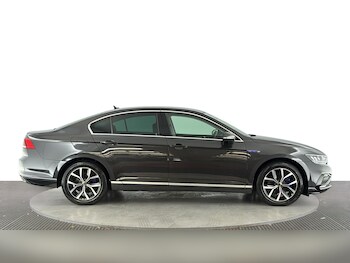 Used Volkswagen Passat 2021 for sale - 78586575: Photo