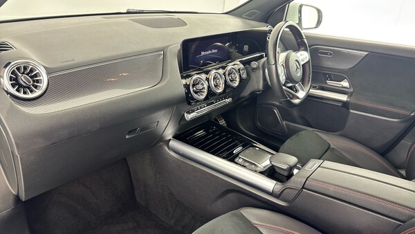 Used Mercedes-Benz GLA 2023 for sale - 75620762: Photo 9