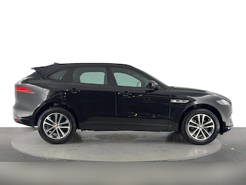 Used Jaguar F-Pace 2020 for sale - 75330316: Photo