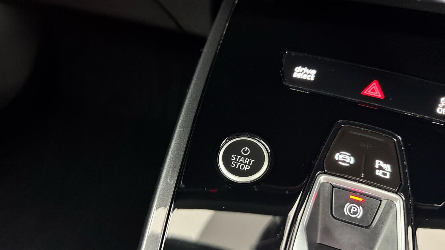 Used Audi Q4 e-tron 2023 for sale - 78148204: Photo 36