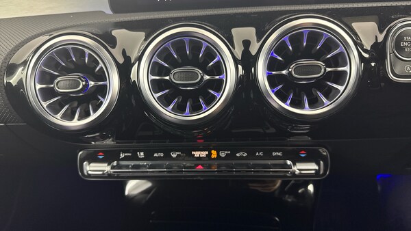 Used Mercedes-Benz CLA 2023 for sale - 76252519: Photo 53