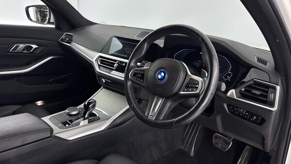 Used BMW 3 Series 2022 for sale - 75557482: Photo 44