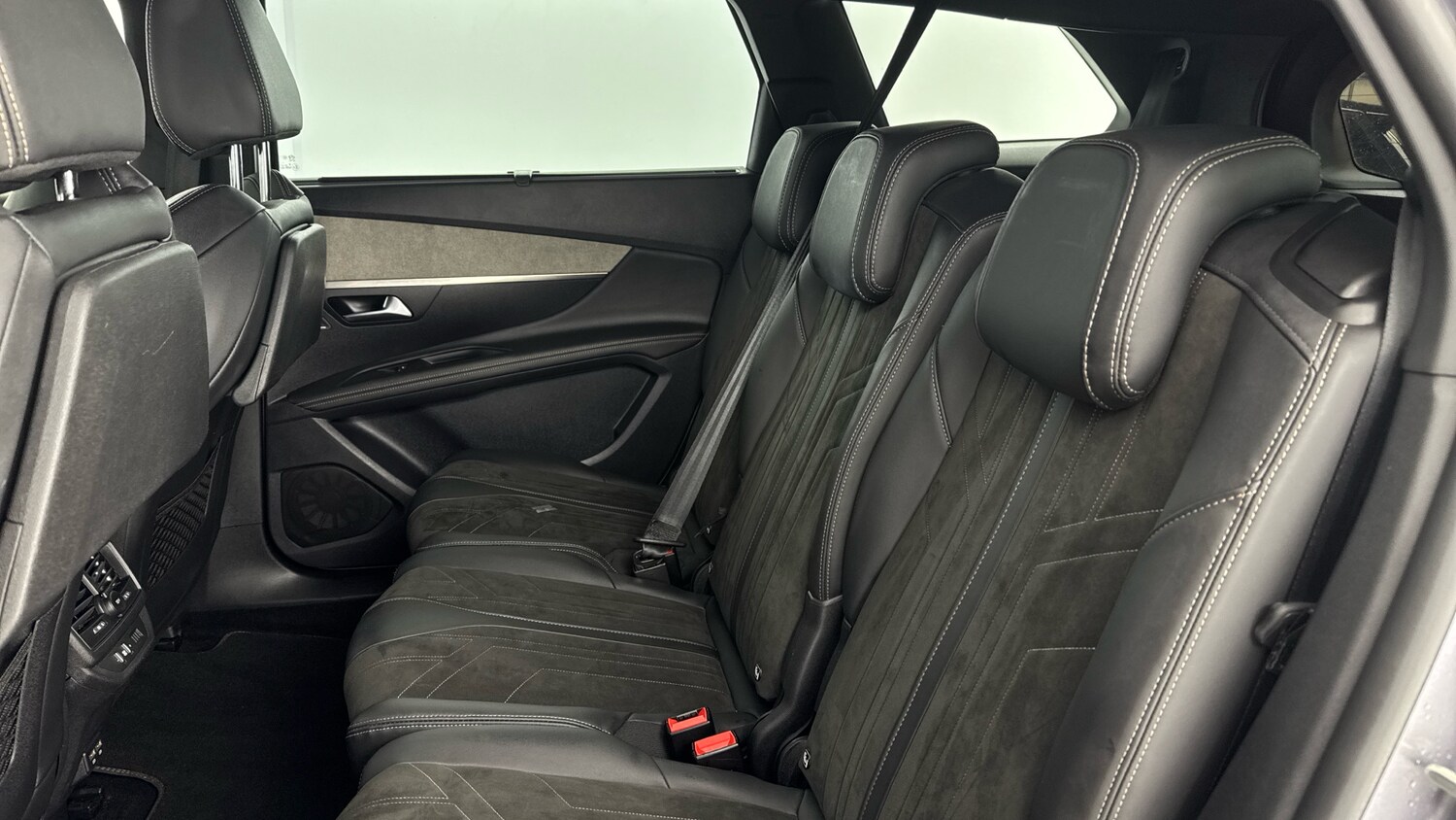 Used Peugeot 3008 2022 for sale - 76030052: Photo 14