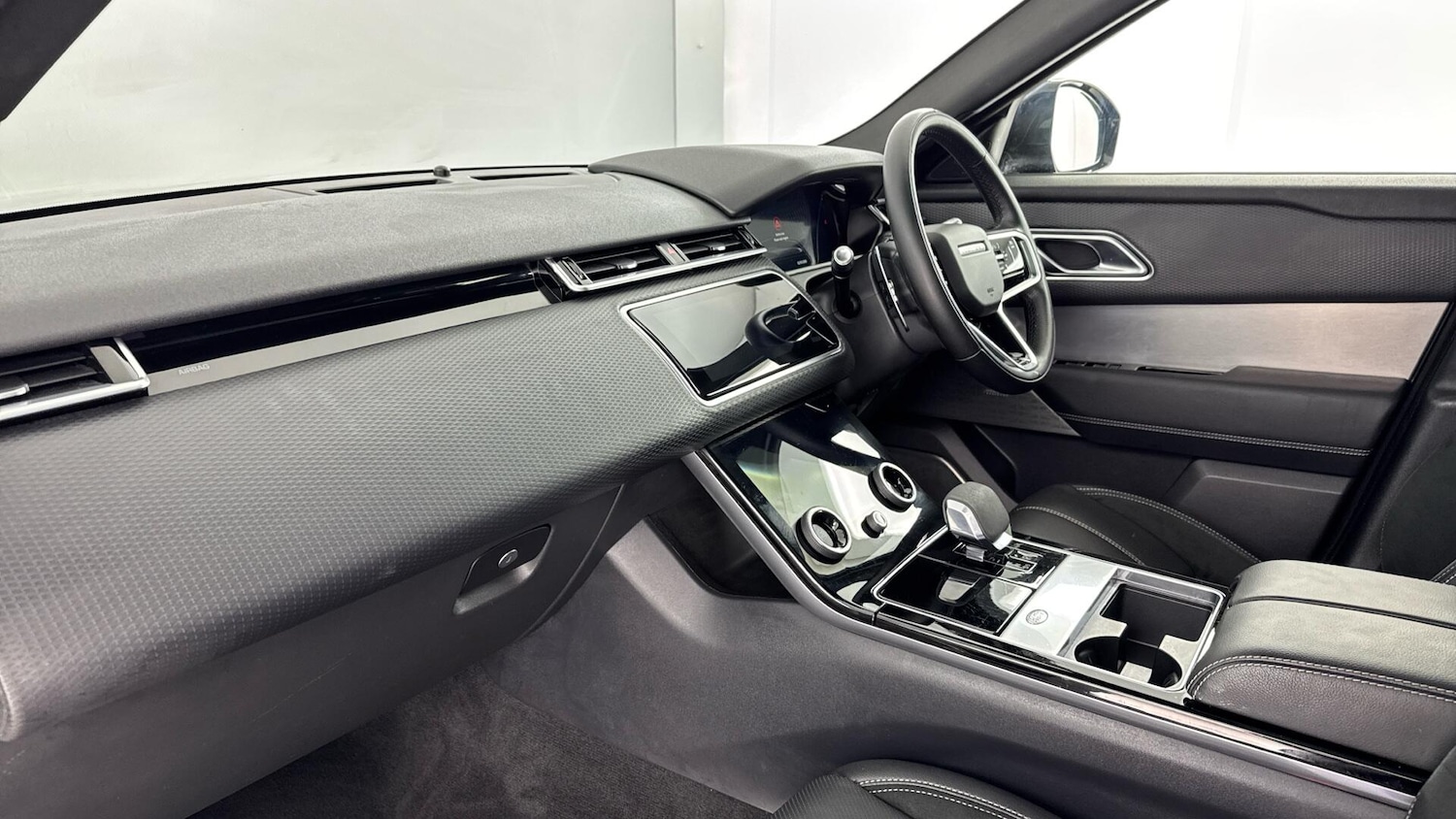 Used Land Rover Range Rover Velar 2021 for sale - 78047890: Photo 10